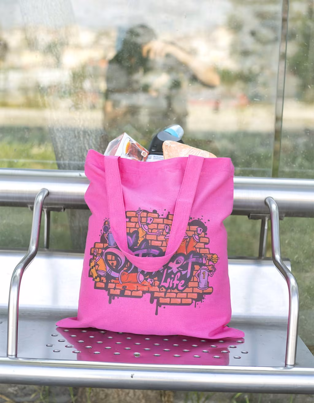 Street Life Pink 3