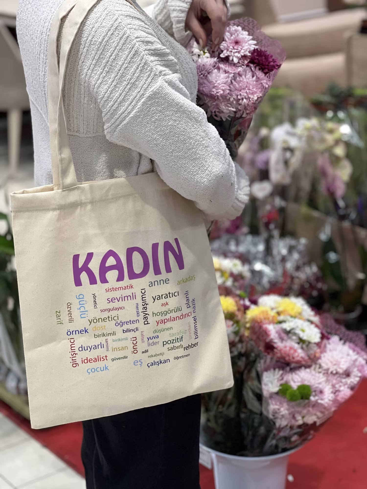 8 Mart Kadınlar Günü Bez Çanta - Kadın Kelime Bulutu 2